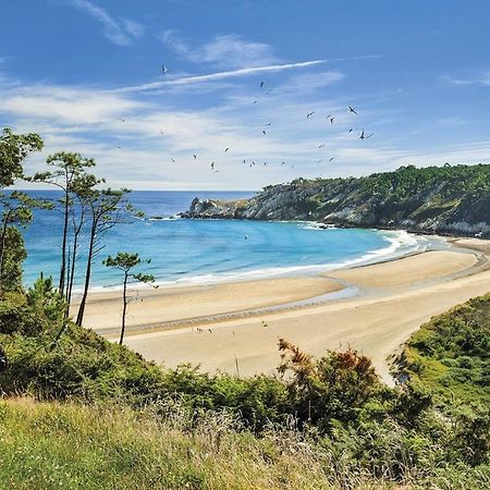 Room In Lodge - Double And Single Room - Pension Oria 2 Luarca Zewnętrze zdjęcie